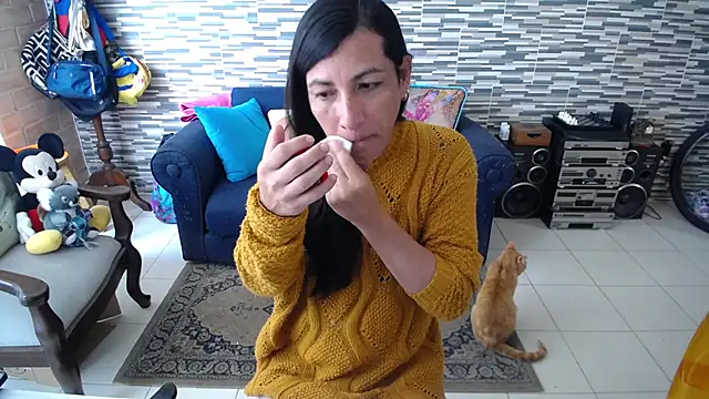 VioletaGomezCo online show from April 18, 2026, 2:52 pm