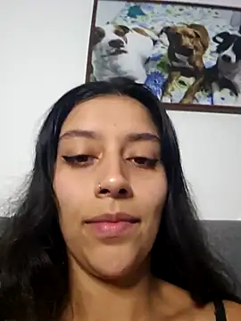 Snapshot of BrittanyDiaz chatting on November 3, 2025, 9:29 pm BrittanyDiaz online show from November 3, 2025, 9:29 pm