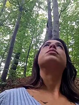 Snapshot of LydiaMaus96 chatting on September 19, 2025, 9:46 am LydiaMaus96 online show from September 19, 2025, 9:46 am