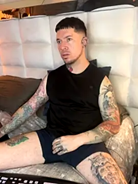 Adam tatto online show from November 21, 2025, 3:11 pm