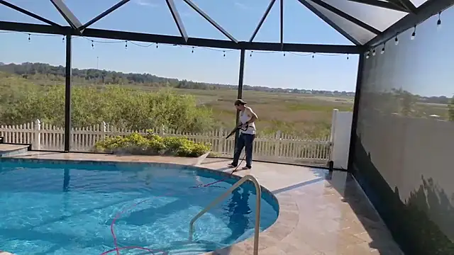 Snapshot of allenspuninfla chatting on October 22, 2025, 7:46 pm allenspuninfla online show from October 22, 2025, 7:46 pm