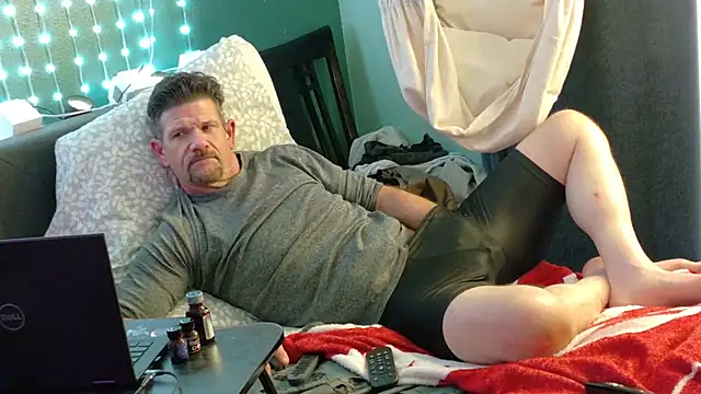 Snapshot of allenspuninfla chatting on March 1, 2025, 5:09 am allenspuninfla online show from March 1, 2025, 5:09 am