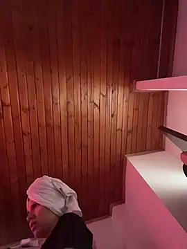 karlamorris  online show from February 21, 2026, 12:07 pm