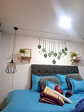 Snapshot of karlamorris_ chatting on October 6, 2025, 1:34 pm karlamorris online show from October 6, 2025, 1:34 pm