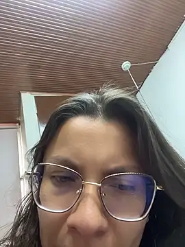 Snapshot of karlamorris_ chatting on June 4, 2026, 1:05 pm karlamorris online show from June 4, 2026, 1:05 pm