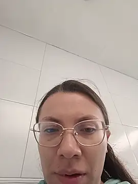 Snapshot of karlamorris_ chatting on December 3, 2025, 1:21 pm karlamorris online show from December 3, 2025, 1:21 pm