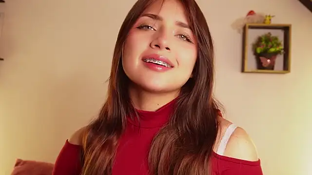 Snapshot of Sophy_SmileSweet chatting on December 23, 2025, 5:51 am Sophy SmileSweet online show from December 23, 2025, 5:51 am