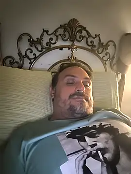 Snapshot of italovene chatting on September 24, 2025, 10:48 pm italovene online show from September 24, 2025, 10:48 pm