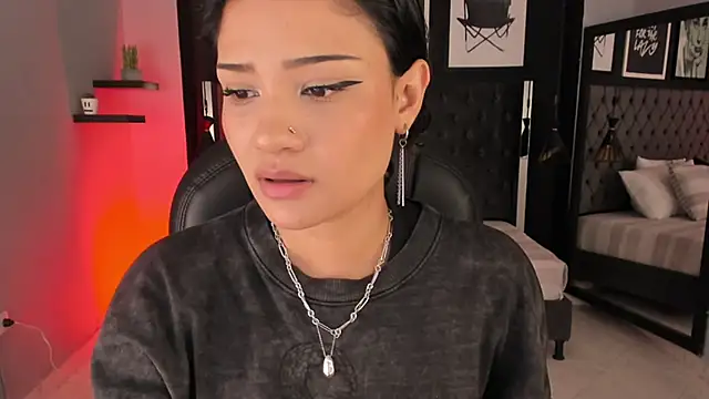 renee shelby  online show from February 14, 2026, 9:15 pm