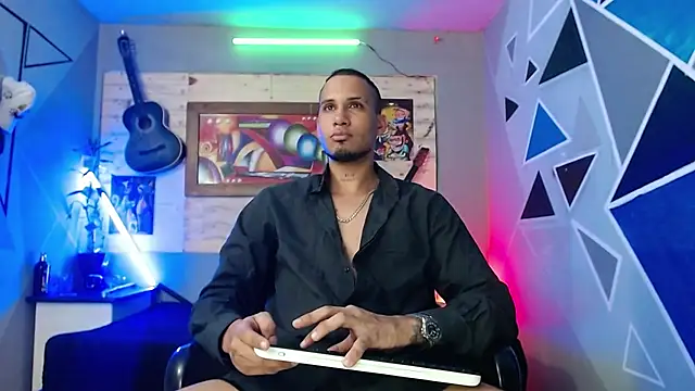 MagnusFrost online show from January 14, 2026, 3:10 am