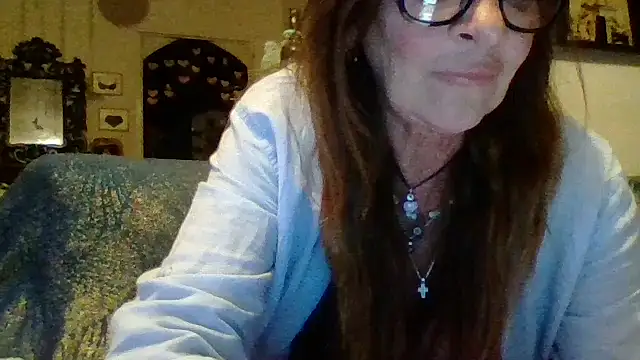 gildamilf online show from May 23, 2026, 7:24 pm
