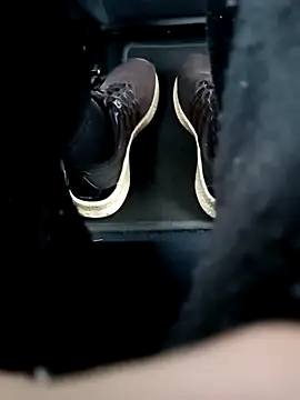 NudeYogaBoy online show from March 22, 2025, 9:02 am