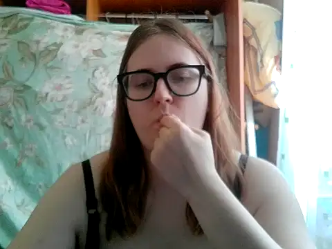 DesireMelissa online show from June 1, 2026, 5:51 am