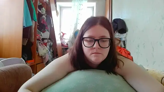 DesireMelissa online show from February 7, 2026, 7:27 am