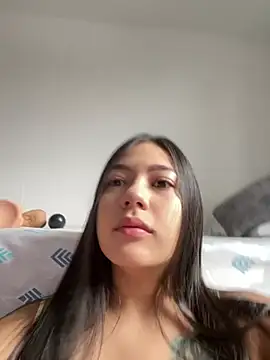 Latina vanessa online show from February 6, 2026, 1:51 pm