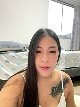 Snapshot of Latina_vanessa chatting on October 21, 2025, 10:31 pm Latina vanessa online show from October 21, 2025, 10:31 pm