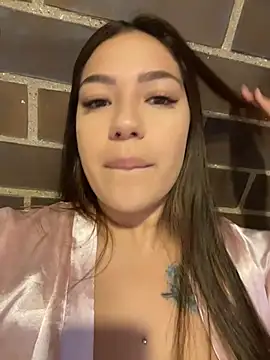 Latina vanessa online show from July 1, 2026, 11:16 pm