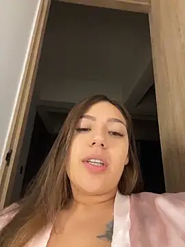 Snapshot of Latina_vanessa chatting on June 11, 2026, 4:20 am Latina vanessa online show from June 11, 2026, 4:20 am
