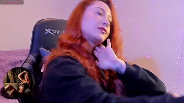 Snapshot of Amypond__ chatting on October 24, 2025, 10:36 am Amypond online show from October 24, 2025, 10:36 am