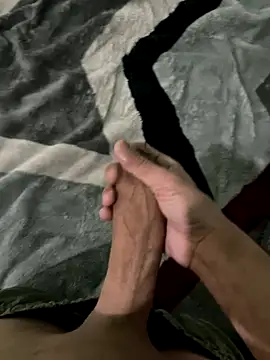 Snapshot of noovin20cm chatting on October 1, 2025, 4:11 pm noovin20cm online show from October 1, 2025, 4:11 pm