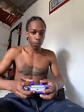 Larry-n-clouds online show from January 18, 2026, 5:27 pm