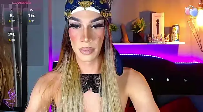 camila hootie online show from February 20, 2025, 8:50 am