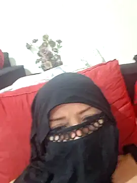 Snapshot of Rozittaa chatting on November 23, 2025, 10:20 pm Rozittaa online show from November 23, 2025, 10:20 pm