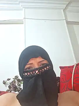 Snapshot of Rozittaa chatting on November 19, 2025, 8:42 pm Rozittaa online show from November 19, 2025, 8:42 pm