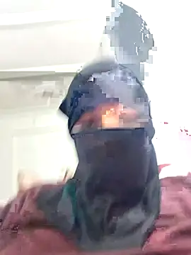 Snapshot of Rozittaa chatting on December 13, 2025, 8:04 pm Rozittaa online show from December 13, 2025, 8:04 pm