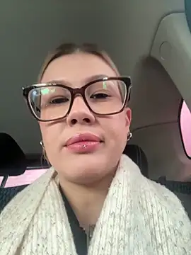 RinaCat online show from October 4, 2025, 5:20 am