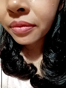 Hana love20 online show from November 17, 2025, 5:44 am