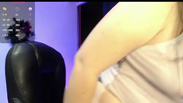 Sarahros1 online show from November 12, 2025, 4:05 am