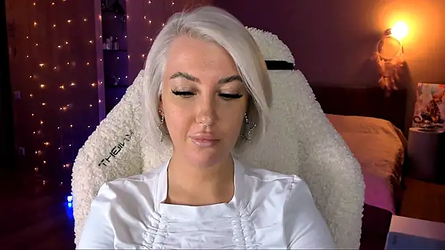 Snapshot of tykioty_Miley chatting on January 24, 2025, 1:25 pm tykioty Miley online show from January 24, 2025, 1:25 pm