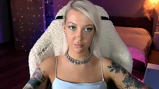 Snapshot of tykioty_Miley chatting on November 29, 2025, 10:59 am tykioty Miley online show from November 29, 2025, 10:59 am