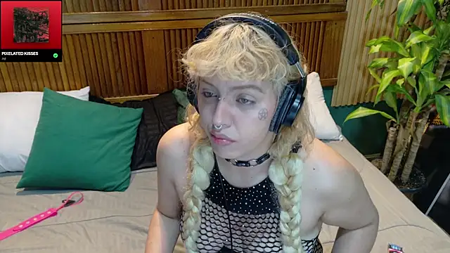 Eli666uwu online show from October 16, 2025, 12:30 am