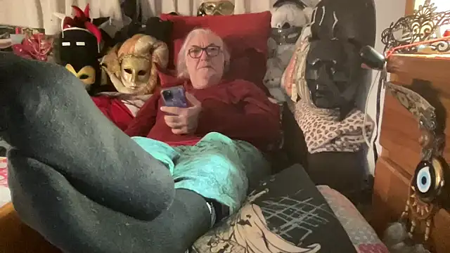 EroticVenetian online show from February 8, 2026, 11:02 pm