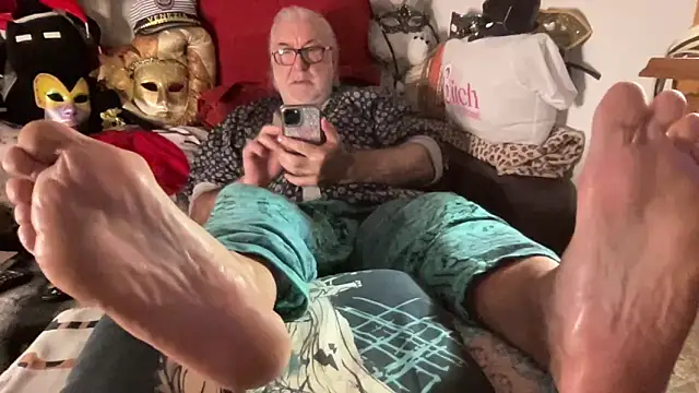 EroticVenetian online show from December 22, 2025, 6:57 am