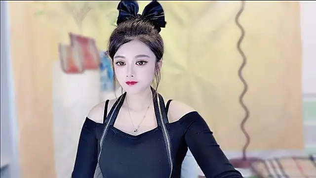 VIWVI online show from November 11, 2025, 4:29 am