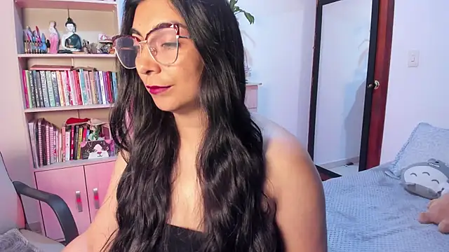 Snapshot of Karla_hernandez_ chatting on July 23, 2026, 11:18 am Karla hernandez online show from July 23, 2026, 11:18 am