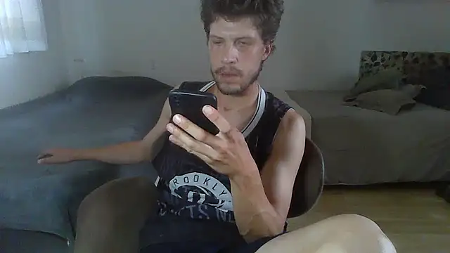 prorafadodoce online show from March 11, 2025, 5:35 pm