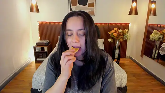 KatherineBond online show from May 15, 2026, 8:29 pm