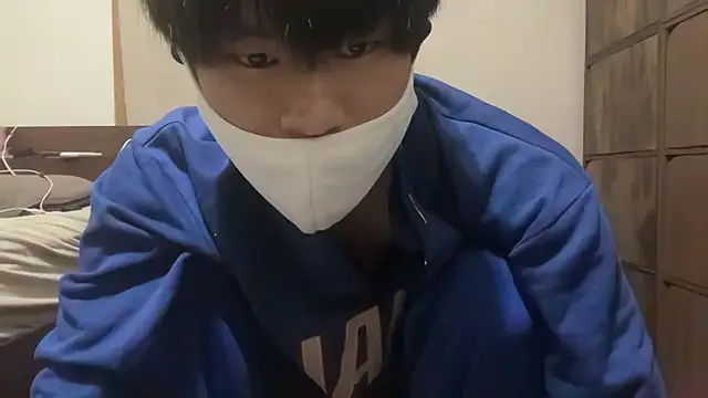 Snapshot of nihs1 chatting on March 10, 2026, 12:09 pm nihs1 online show from March 10, 2026, 12:09 pm