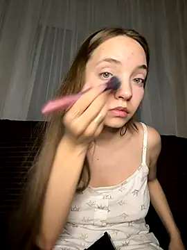 BarbaraFantasy online show from October 17, 2025, 7:59 pm