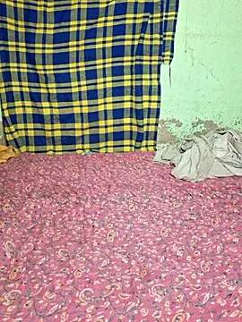 Priya Bong online show from March 19, 2026, 3:28 am