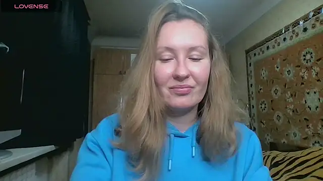 AnnaXLovers online show from October 20, 2025, 3:12 pm