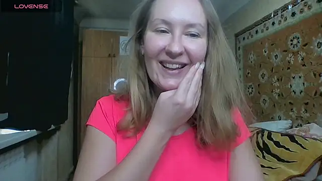 AnnaXLovers online show from October 23, 2025, 12:48 pm