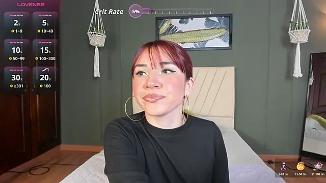 LILA ELLIOT online show from February 3, 2026, 8:25 pm