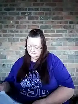 Snapshot of Bayou_Woman68 chatting on November 23, 2025, 11:04 pm Bayou Woman68 online show from November 23, 2025, 11:04 pm