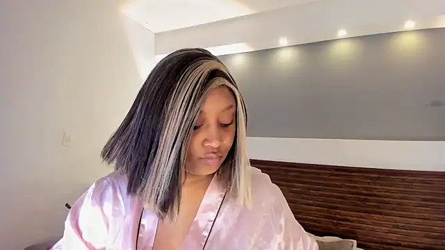 Snapshot of Adelehottman chatting on December 5, 2025, 2:59 pm Adelehottman online show from December 5, 2025, 2:59 pm