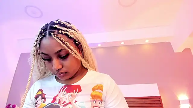 Adelehottman online show from June 1, 2026, 2:39 pm